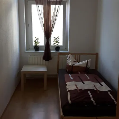 Apartment -fairmieten-leipzig De- Preiswerte Naehe Bmw Fuer Monteure - Portitzer Str Taucha